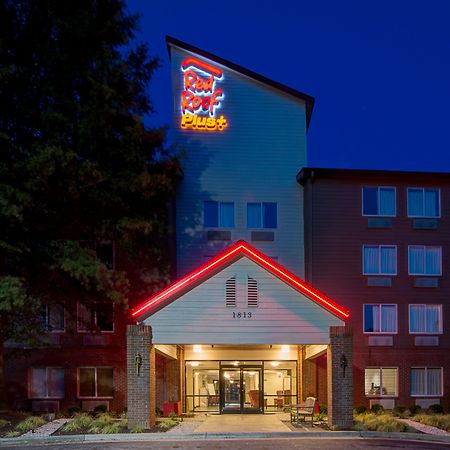 Red Roof Inn Plus Raleigh Downtown Ncsu Conv Center Exterior foto